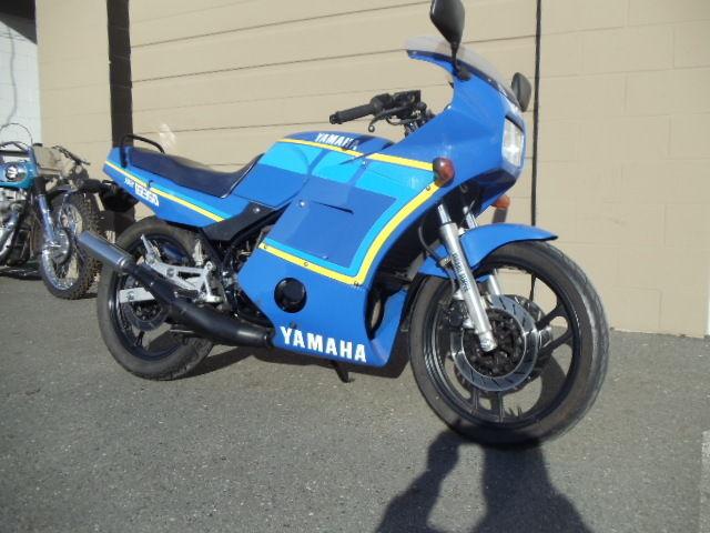 1990 Yamaha RZ350 Canadian model