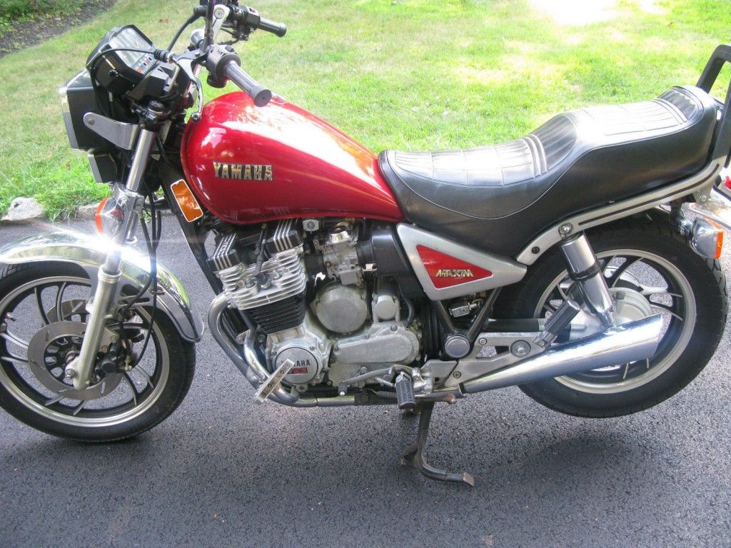 1982 Yamaha Maxim 750