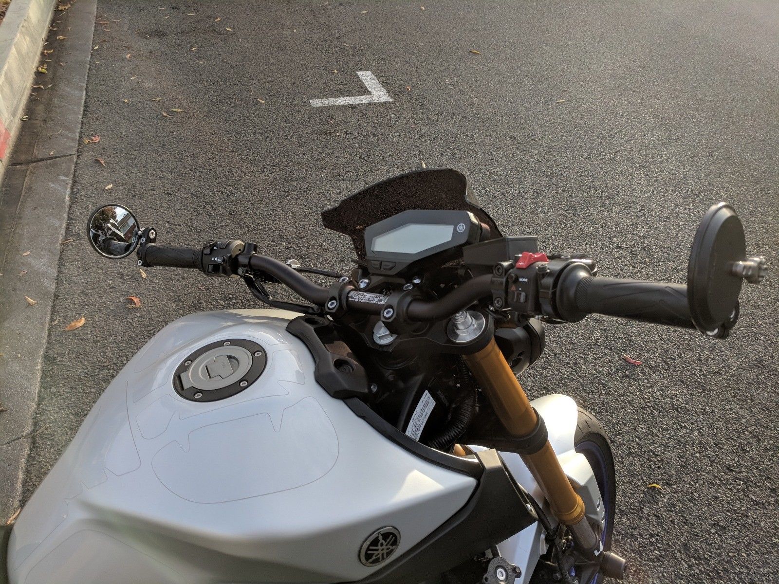 2015 Yamaha FZ in perfect condition for sale