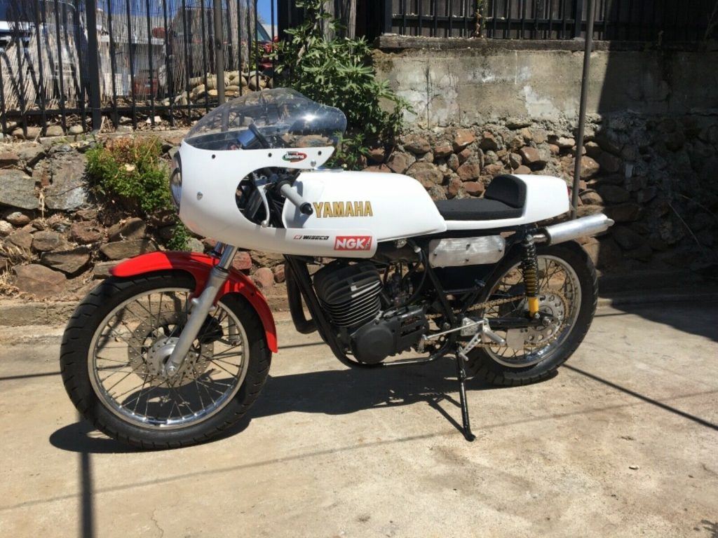 1974 Yamaha DT250A Cafe Racer